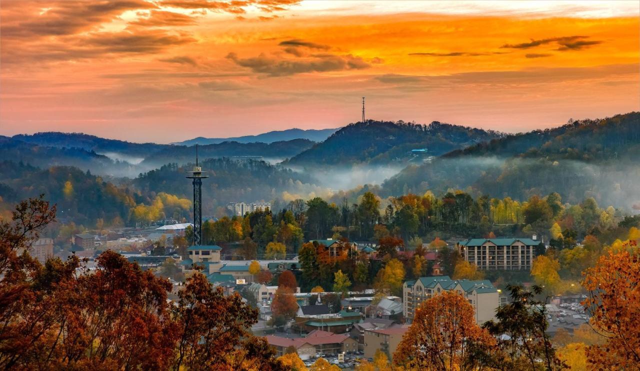 Between Here & There, 3 Bedrooms, Sleeps 6, Views, Hot Tub Gatlinburg Exterior foto