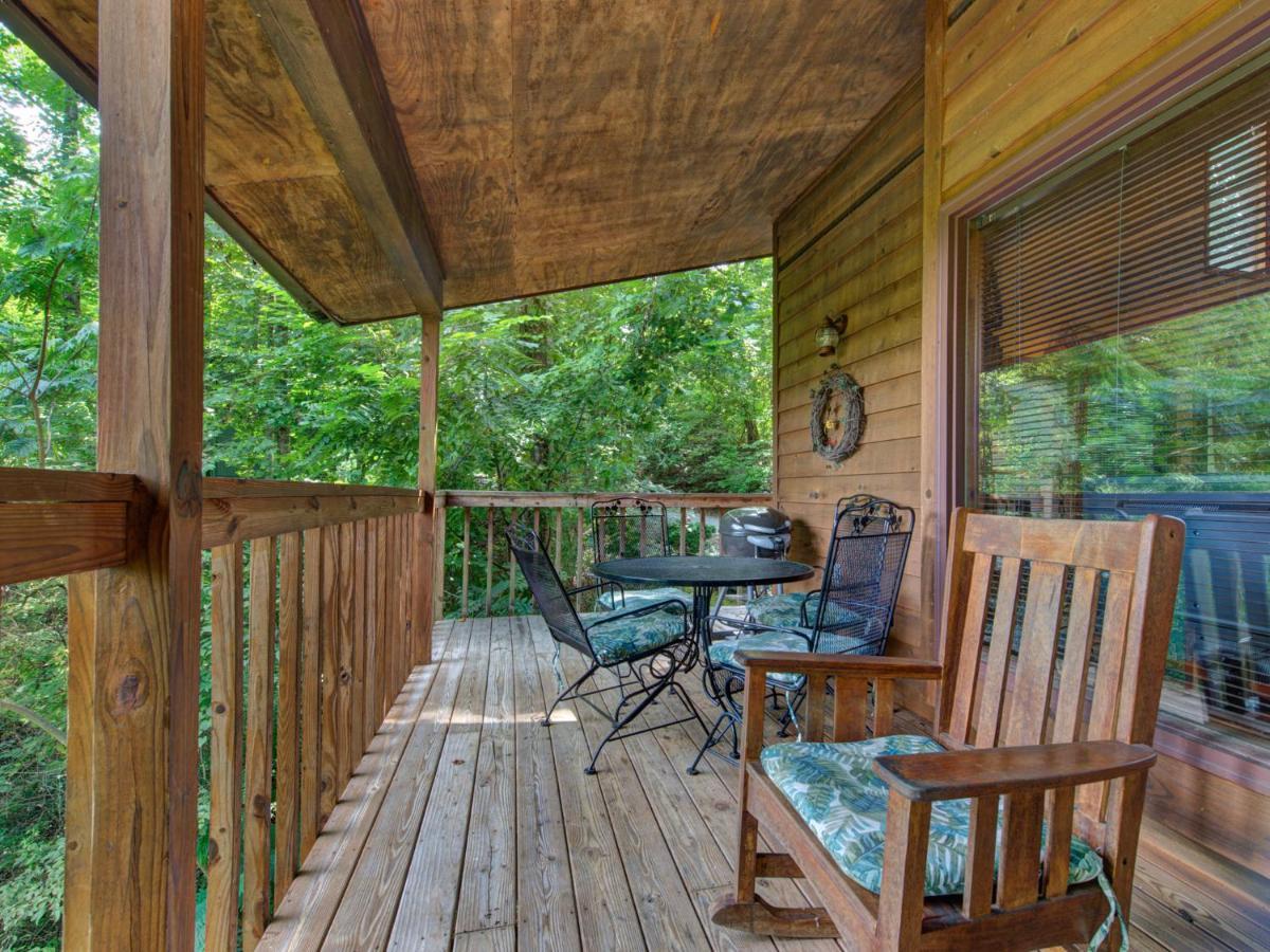 Between Here & There, 3 Bedrooms, Sleeps 6, Views, Hot Tub Gatlinburg Exterior foto