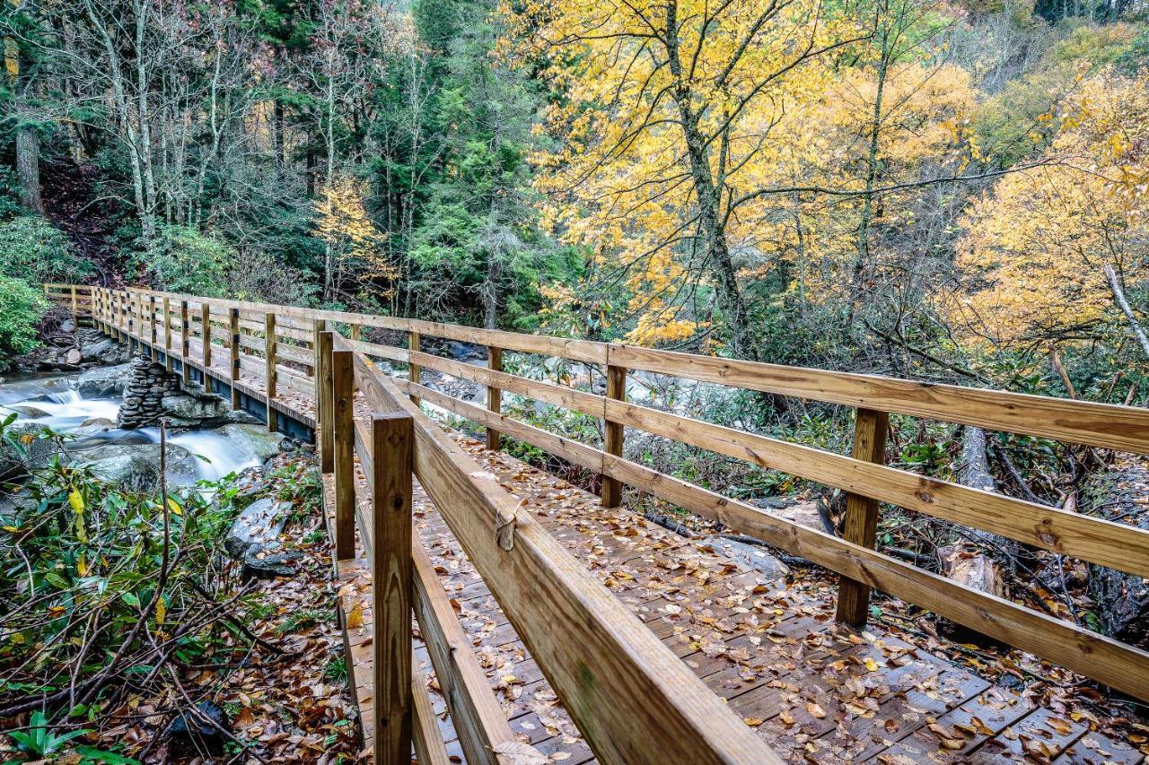 Between Here & There, 3 Bedrooms, Sleeps 6, Views, Hot Tub Gatlinburg Exterior foto